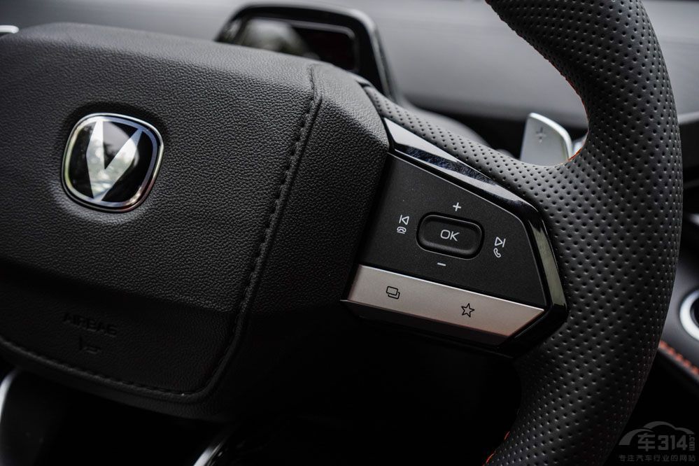 ԇ{LUNI-V һӵ\I܇