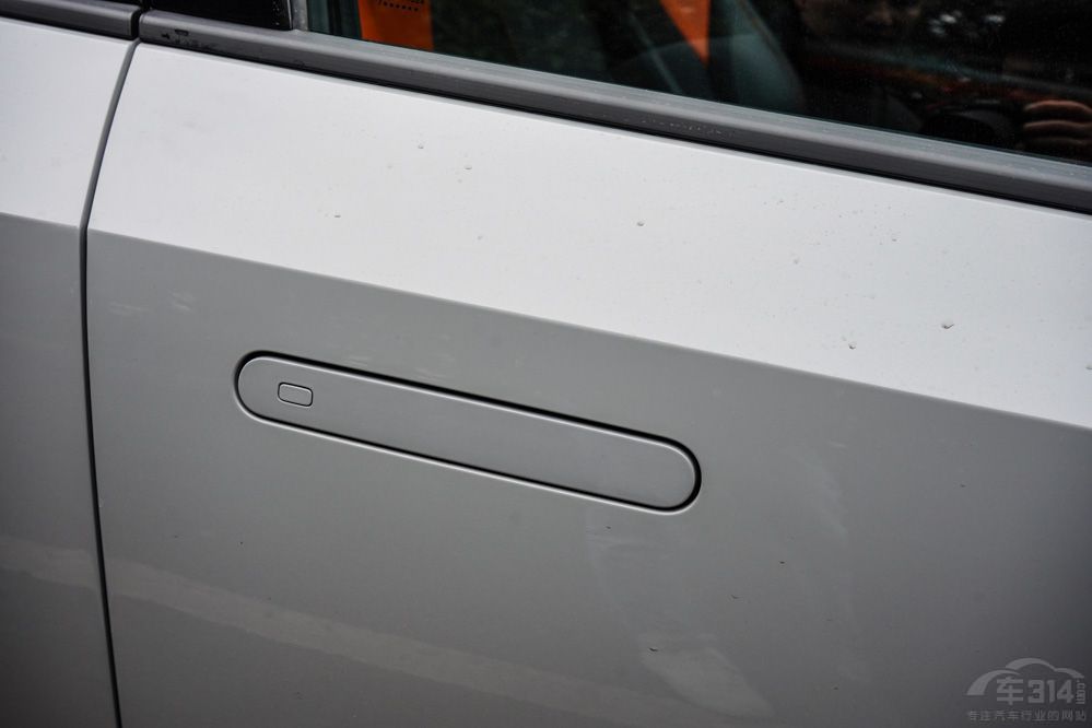 ԇ{LUNI-V һӵ\I܇