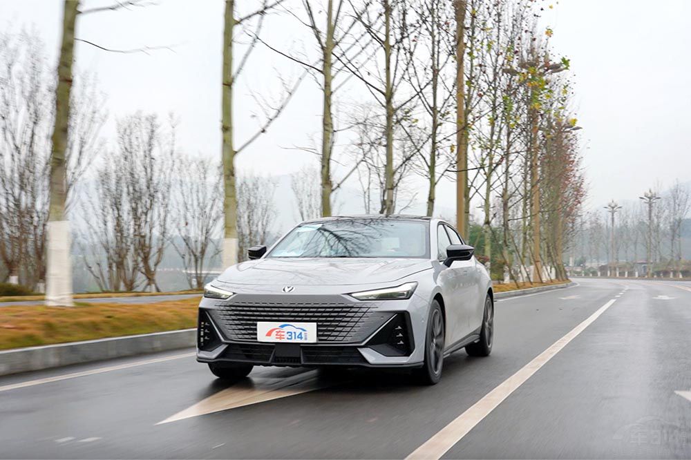 ԇ{LUNI-V һӵ\I܇