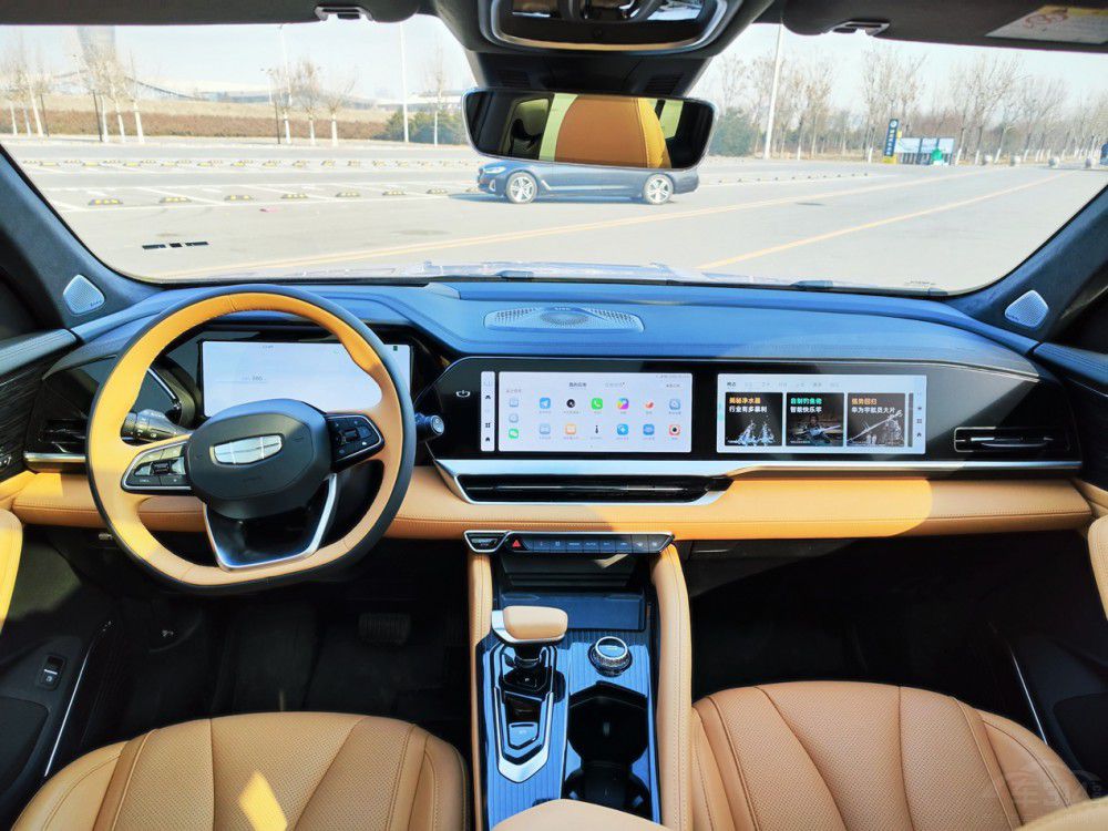 試駕星越LHi·P增程電動(dòng)版 告別里程焦慮 試駕星越LHi·P增程電動(dòng)版 告別里程焦慮