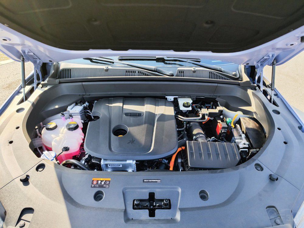 試駕星越LHi·P增程電動(dòng)版 告別里程焦慮 試駕星越LHi·P增程電動(dòng)版 告別里程焦慮