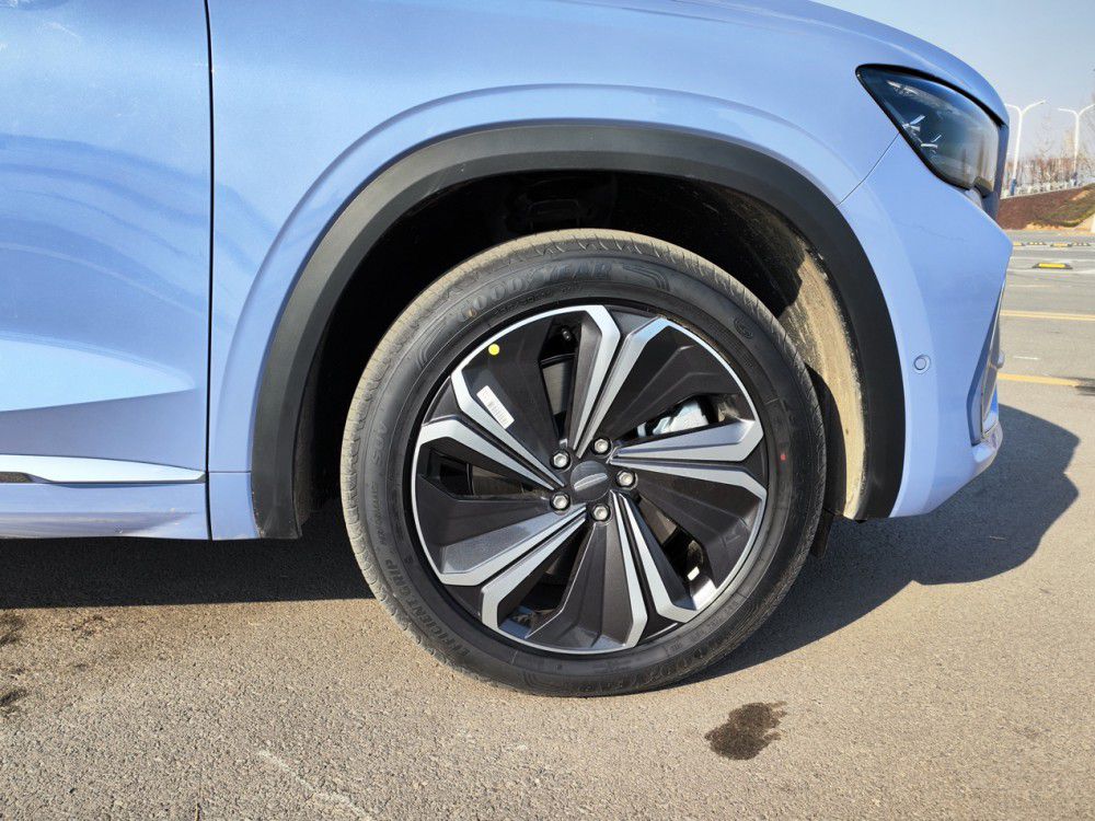 試駕星越LHi·P增程電動(dòng)版 告別里程焦慮 試駕星越LHi·P增程電動(dòng)版 告別里程焦慮