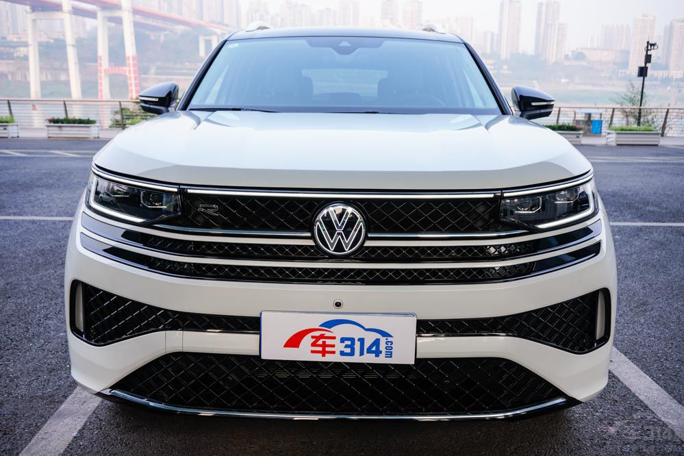 ԇ{󱊔ѲSUVǼB