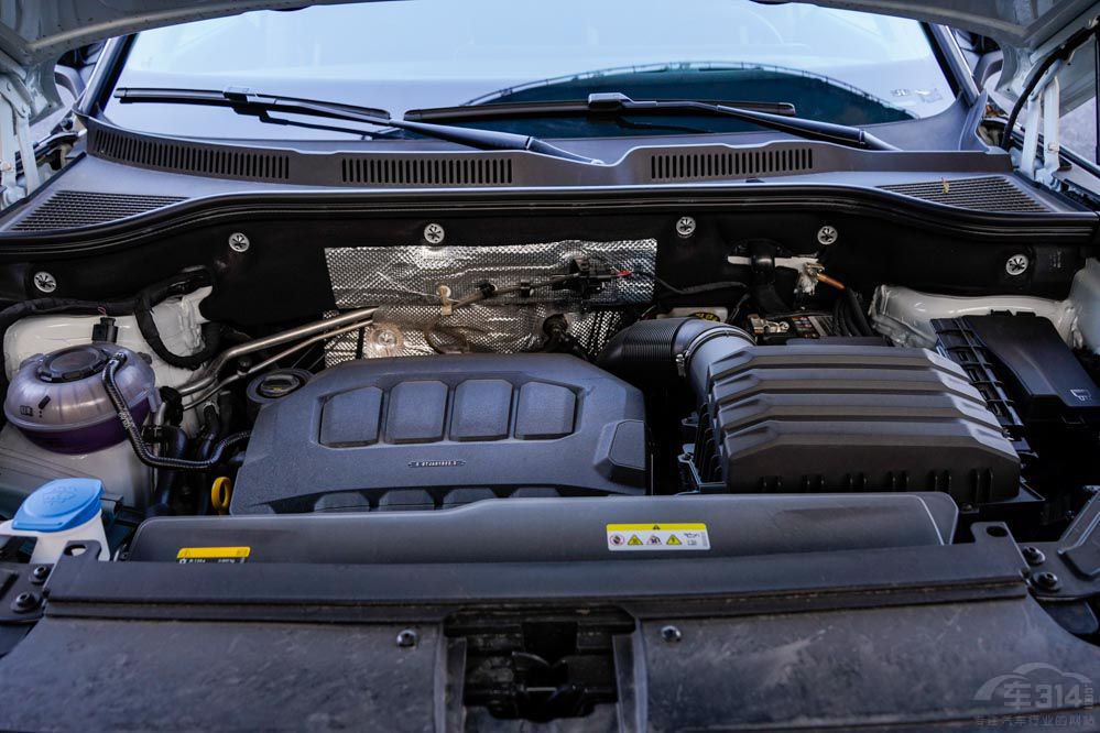 ԇ{󱊔ѲSUVǼB