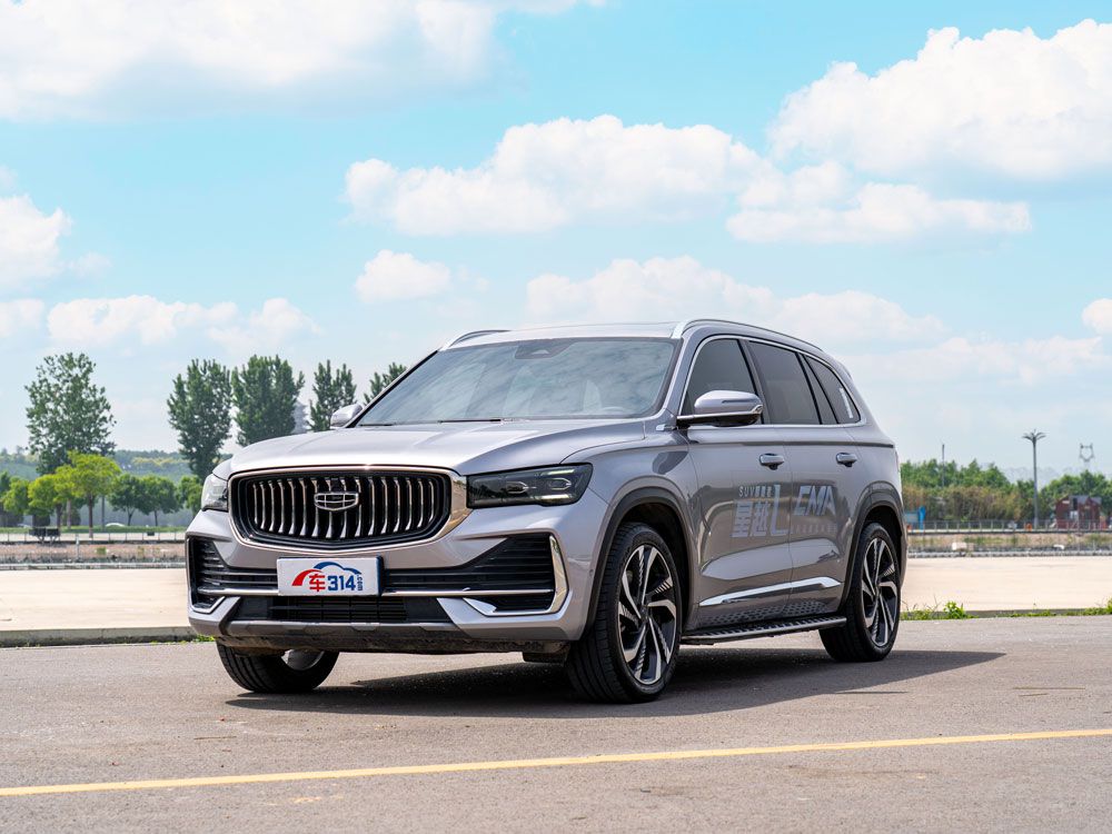 試駕吉利星越L四驅(qū)旗艦版:空間超越同級 試駕吉利星越L四驅(qū)旗艦版:空間超越同級