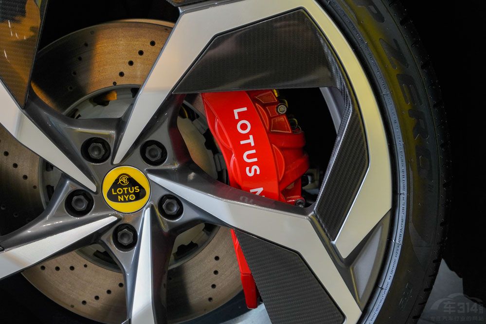 路特斯Eletre將“極致駕駛樂趣”帶進(jìn)純電賽道 路特斯Eletre將“極致駕駛樂趣”帶進(jìn)純電賽道