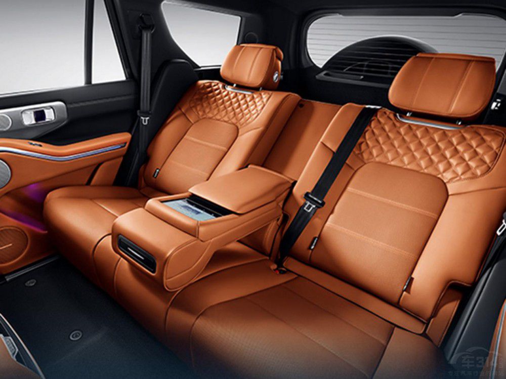 最強硬派SUV?坦克700 Hi4-TVS豐田普拉多 最強硬派SUV?坦克700 Hi4-TVS豐田普拉多