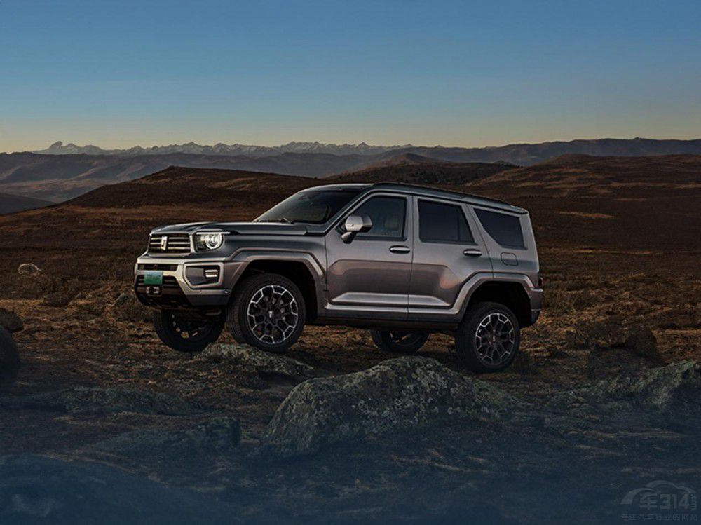 最強硬派SUV?坦克700 Hi4-TVS豐田普拉多 最強硬派SUV?坦克700 Hi4-TVS豐田普拉多