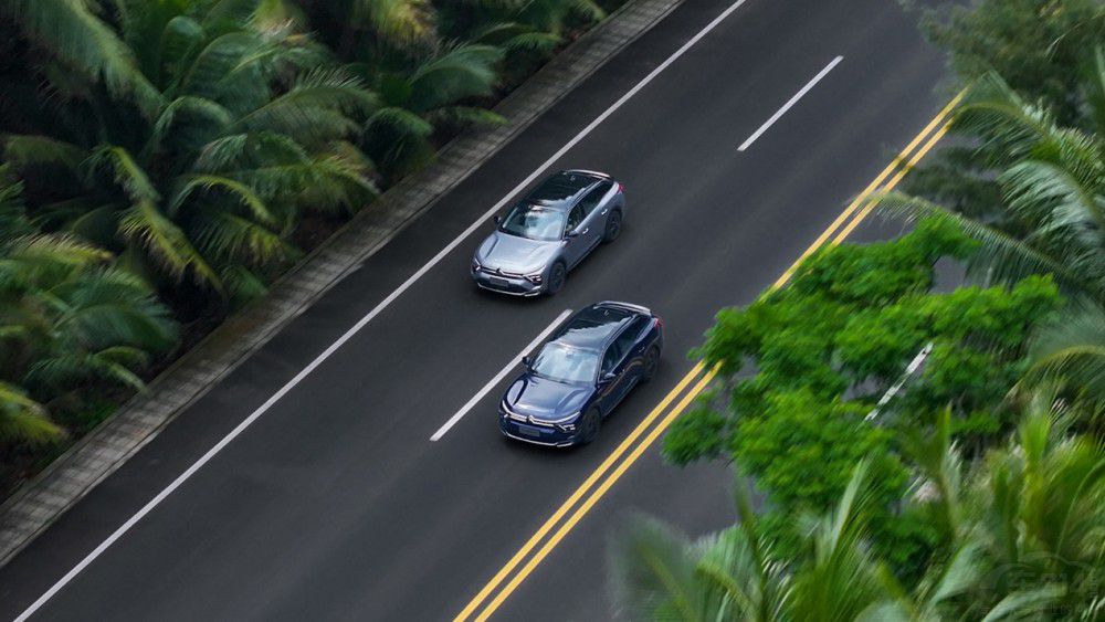 2024款凡爾賽C5 X &版本旅不凡優(yōu)雅登場 2024款凡爾賽C5 X &版本旅不凡優(yōu)雅登場