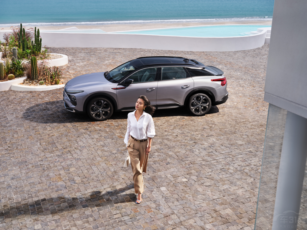 2024款凡爾賽C5 X &版本旅不凡優(yōu)雅登場 2024款凡爾賽C5 X &版本旅不凡優(yōu)雅登場