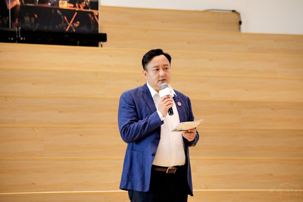 神龍汽車32周年構(gòu)建新格局 打造新神龍 神龍汽車32周年構(gòu)建新格局 打造新神龍