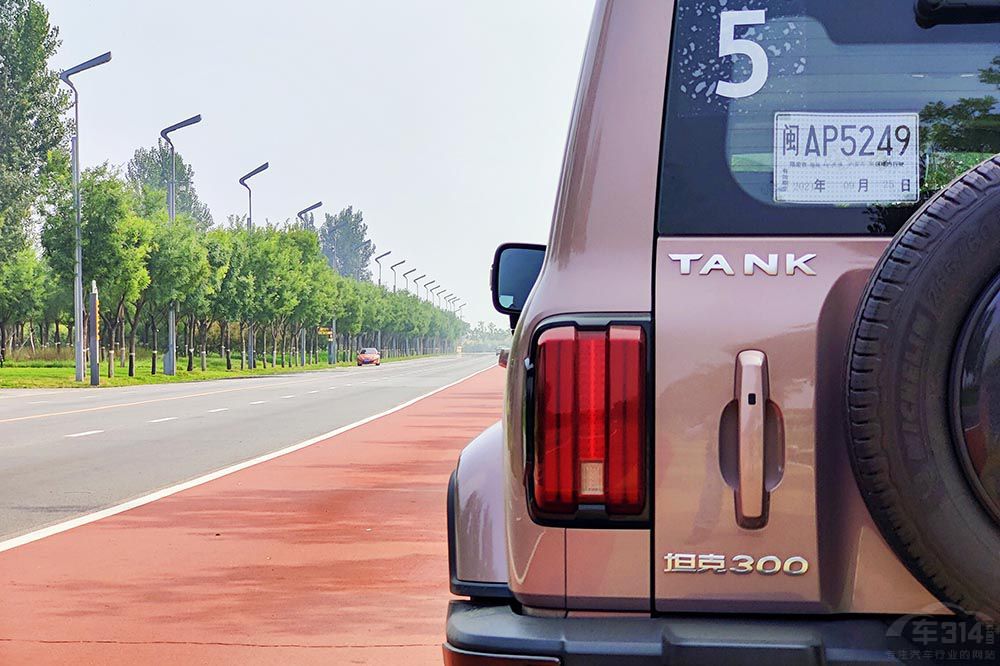 2021@Щ܇ͦ c(din)arel