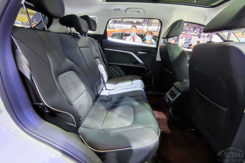 MG ONEУ^ڸƷβֵI