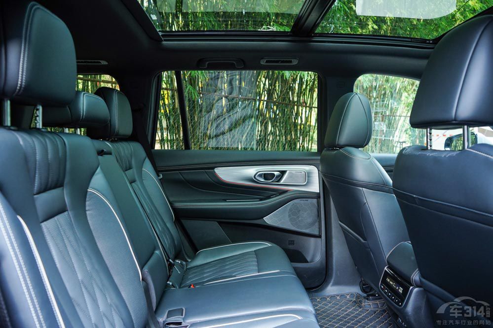 (gu)؛(dng)ԏ(qing) P(pn)c(din)2021˚(gu)a(chn)SUV