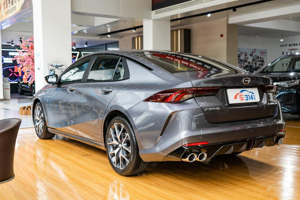 在傳祺影豹和思皓曜之間 你的答案是誰呢 在傳祺影豹和思皓曜之間 你的答案是誰呢