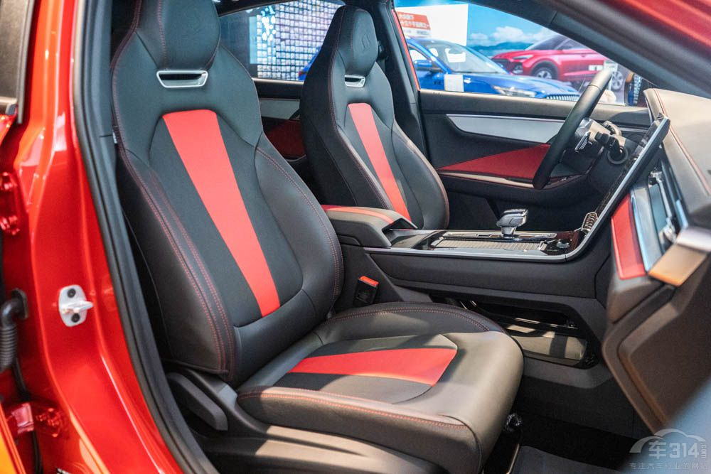 在傳祺影豹和思皓曜之間 你的答案是誰呢 在傳祺影豹和思皓曜之間 你的答案是誰呢