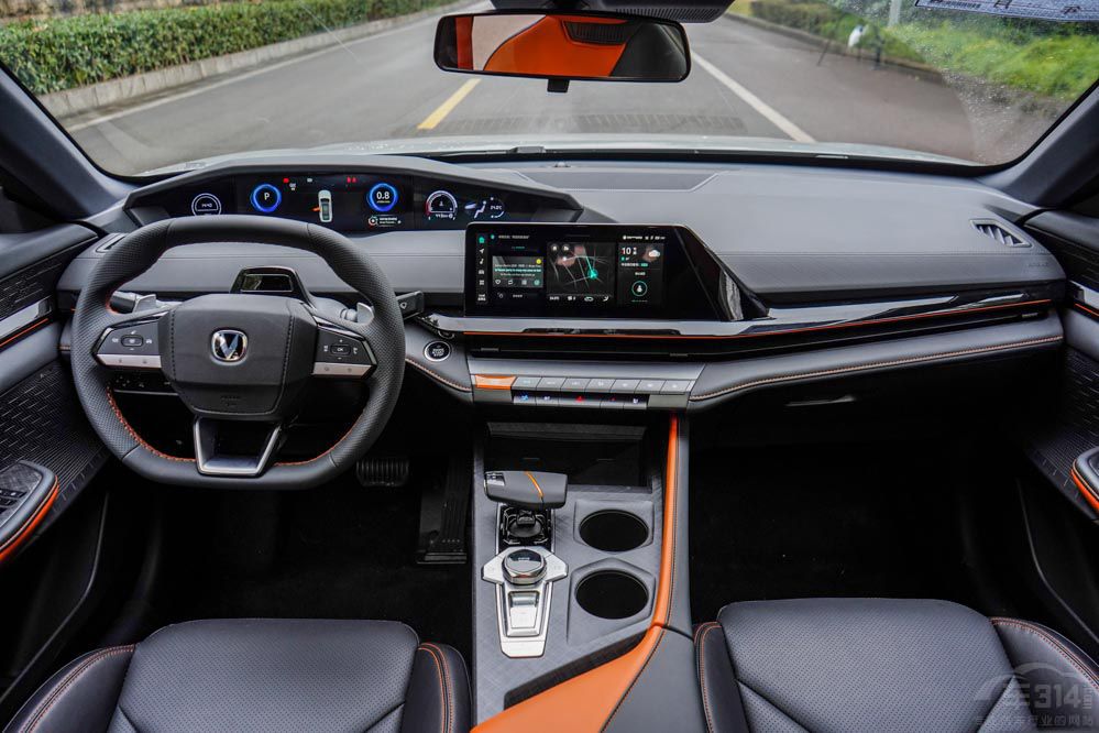 2022自主品牌車型展望長安UNI-V值得關(guān)注 2022自主品牌車型展望長安UNI-V值得關(guān)注