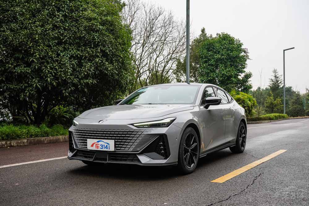 2022自主品牌車型展望長安UNI-V值得關(guān)注 2022自主品牌車型展望長安UNI-V值得關(guān)注