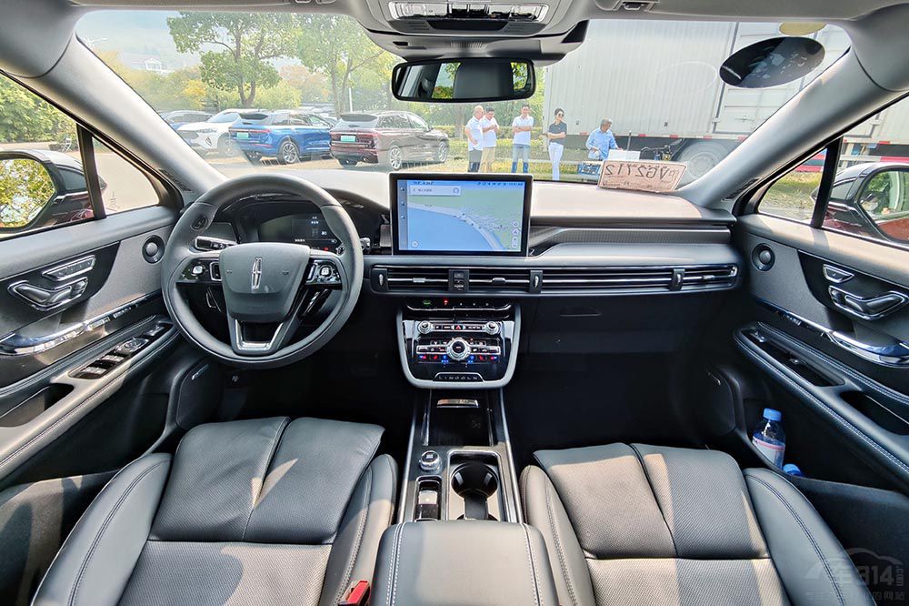 開(kāi)這幾款車(chē)回老家 門(mén)檻都能被“村花”踩平 開(kāi)這幾款車(chē)回老家 門(mén)檻都能被“村花”踩平