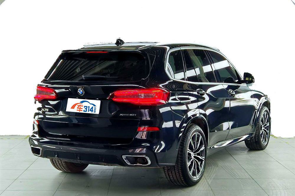 AдSUVYGLE͌RX5ԓxl