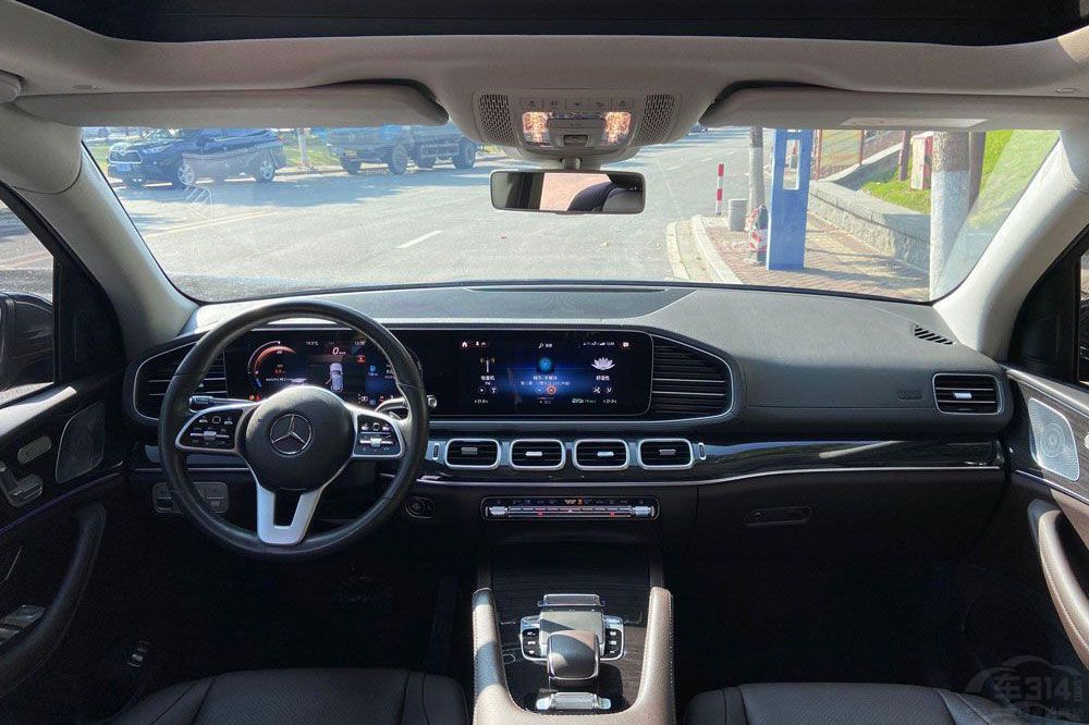 AдSUVYGLE͌RX5ԓxl