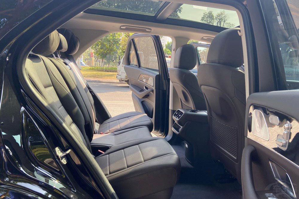 AдSUVYGLE͌RX5ԓxl