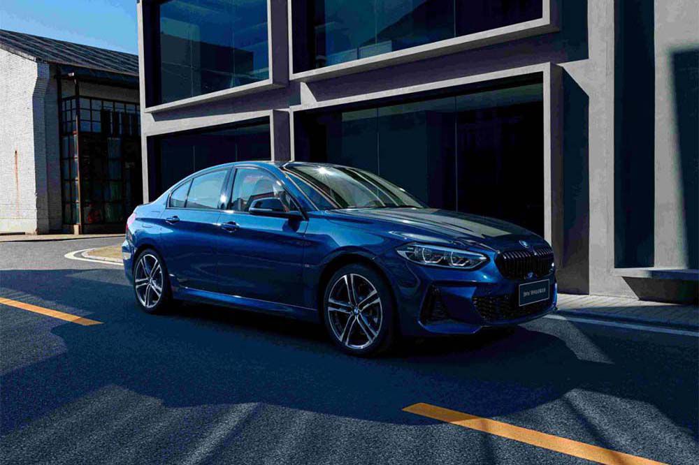 看完這款車你就明白了 原來(lái)寶馬1系不香了 看完這款車你就明白了 原來(lái)寶馬1系不香了