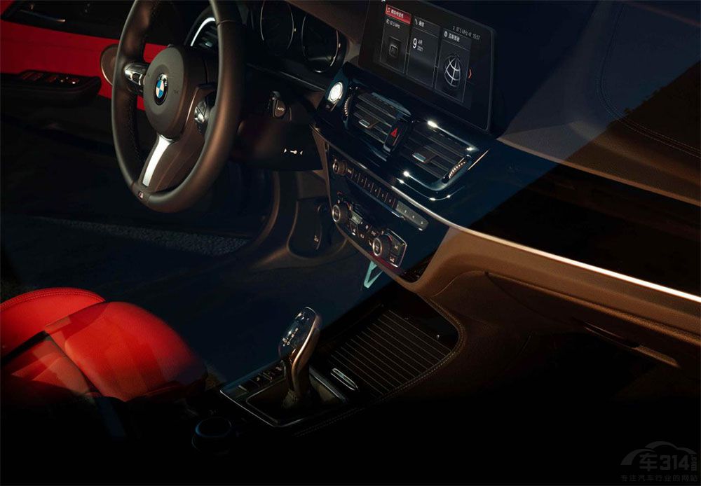 看完這款車你就明白了 原來(lái)寶馬1系不香了 看完這款車你就明白了 原來(lái)寶馬1系不香了