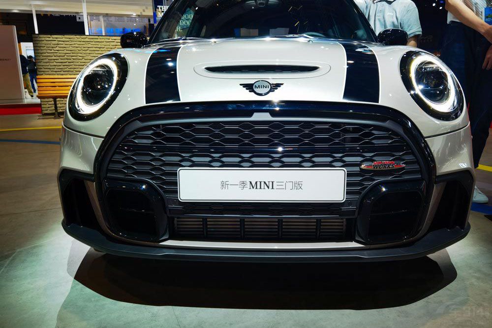 領(lǐng)克O3+對(duì)比MINI JCW 自主小鋼炮完勝 領(lǐng)克O3+對(duì)比MINI JCW 自主小鋼炮完勝