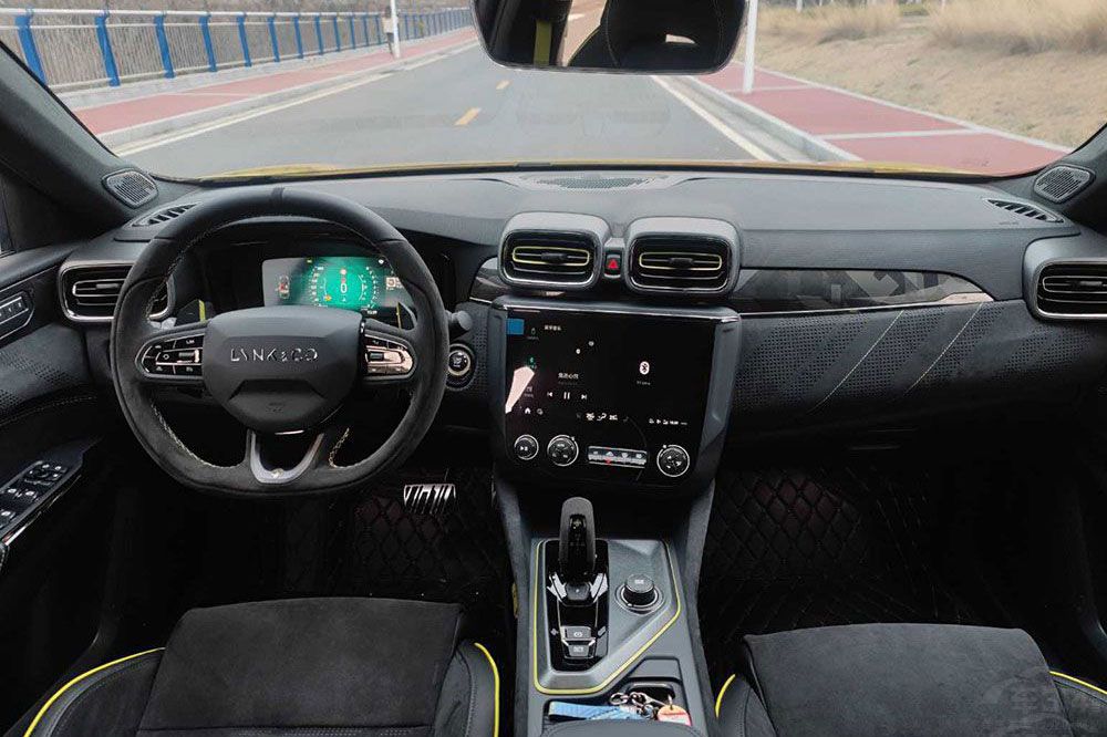 領(lǐng)克O3+對(duì)比MINI JCW 自主小鋼炮完勝 領(lǐng)克O3+對(duì)比MINI JCW 自主小鋼炮完勝