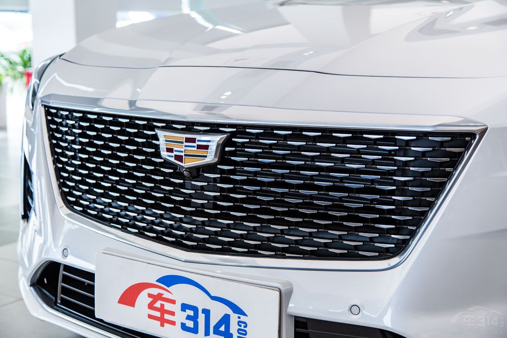 二線豪華行政家轎PK  這三款車不容錯(cuò)過(guò) 二線豪華行政家轎PK  這三款車不容錯(cuò)過(guò)