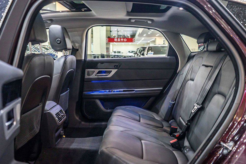 二線豪華行政家轎PK  這三款車不容錯(cuò)過(guò) 二線豪華行政家轎PK  這三款車不容錯(cuò)過(guò)