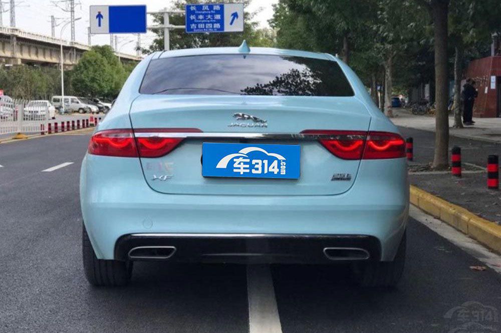 二線豪華行政家轎PK  這三款車不容錯(cuò)過(guò) 二線豪華行政家轎PK  這三款車不容錯(cuò)過(guò)