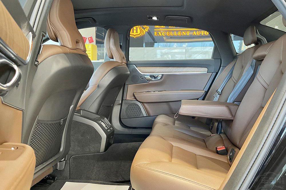 二線豪華行政家轎PK  這三款車不容錯(cuò)過(guò) 二線豪華行政家轎PK  這三款車不容錯(cuò)過(guò)