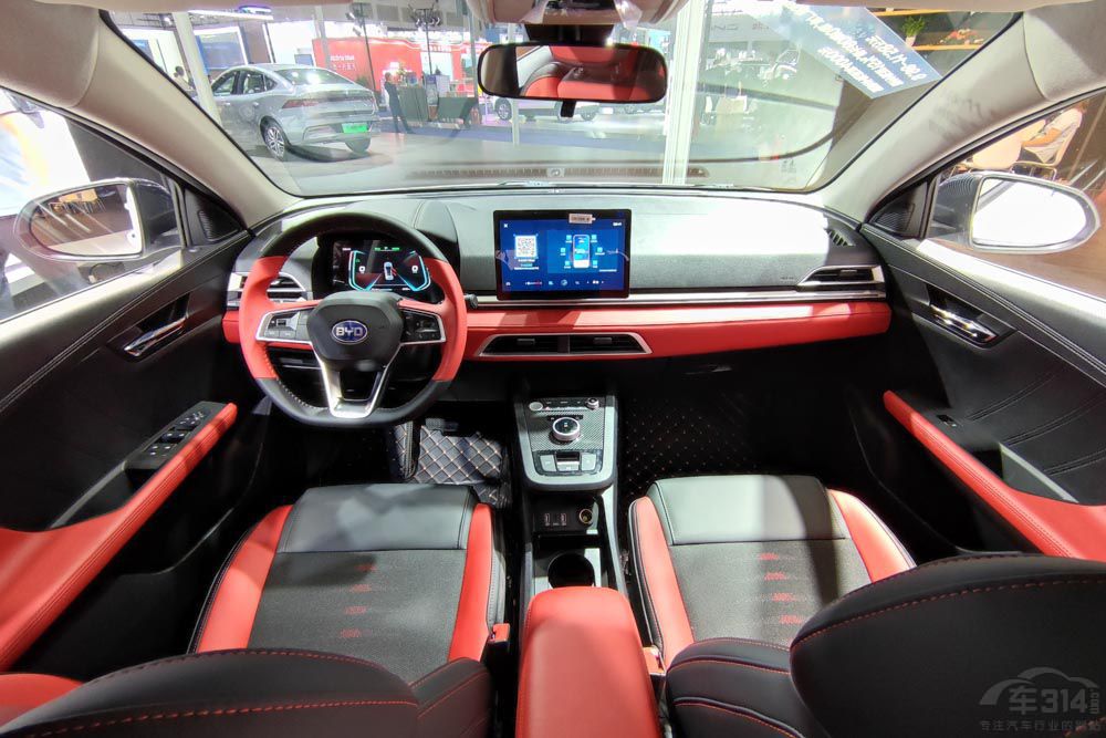 五款續(xù)航超400公里 純電性價(jià)比神車推薦 五款續(xù)航超400公里 純電性價(jià)比神車推薦