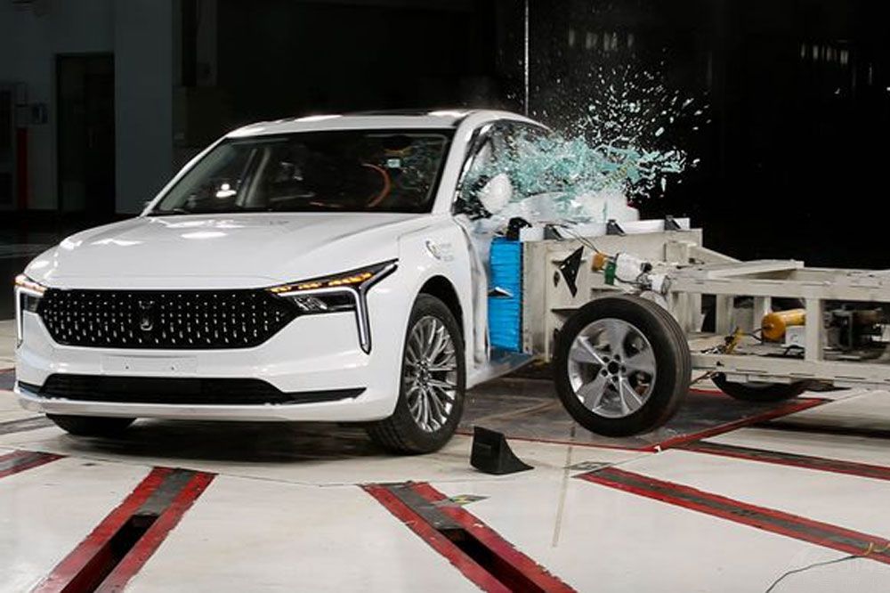 “安全”寫進骨子里 第三代奔騰B70有多牛 “安全”寫進骨子里 第三代奔騰B70有多牛