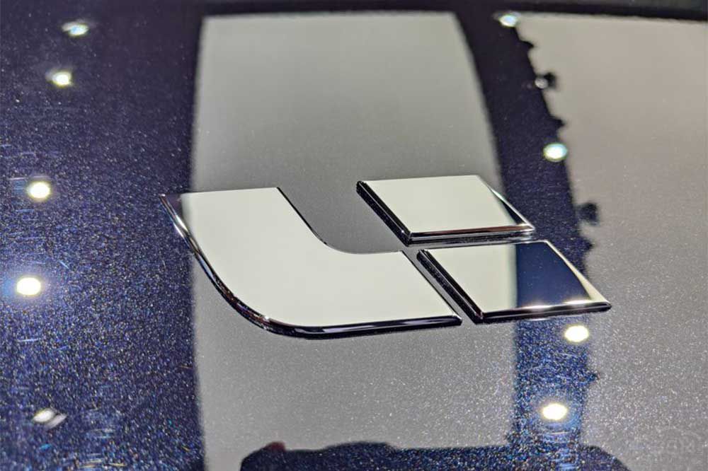 ɷ֮ ʽSUV܇x߀ǍD