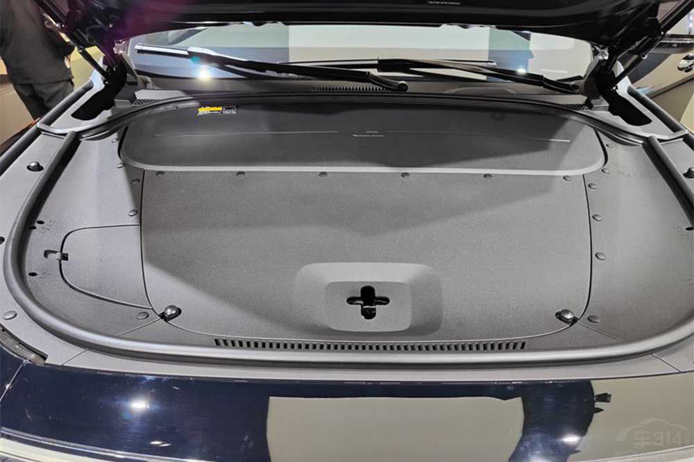 ɷ֮ ʽSUV܇x߀ǍD