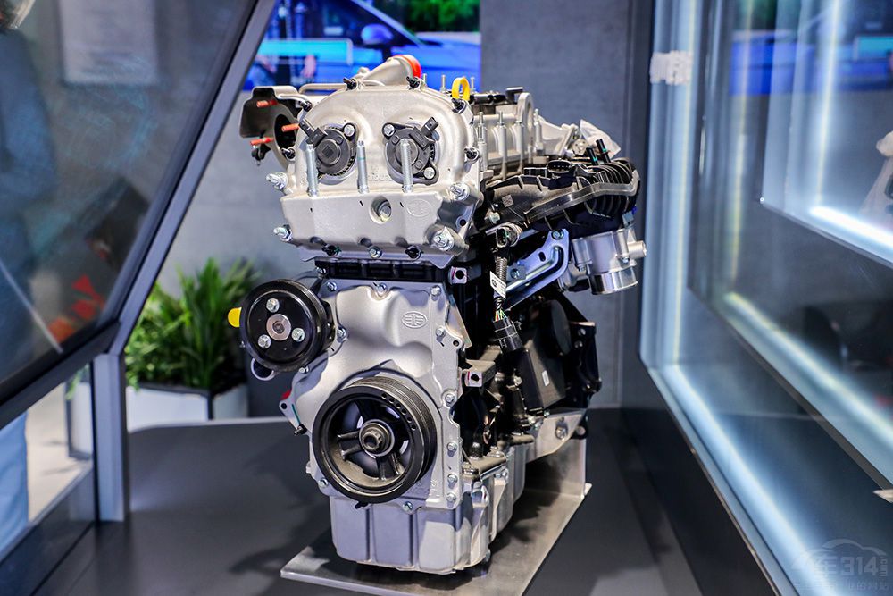 全新第三代奔騰B70獲C-NCAP五星安全車 全新第三代奔騰B70獲C-NCAP五星安全車