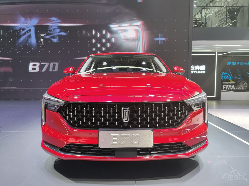 全新第三代奔騰B70獲C-NCAP五星安全車 全新第三代奔騰B70獲C-NCAP五星安全車