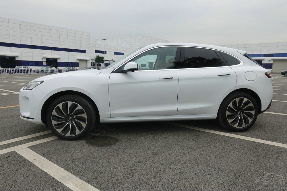 摩卡DHT-PHEV 問界M5和理想ONE您選誰(shuí) 摩卡DHT-PHEV 問界M5和理想ONE您選誰(shuí)