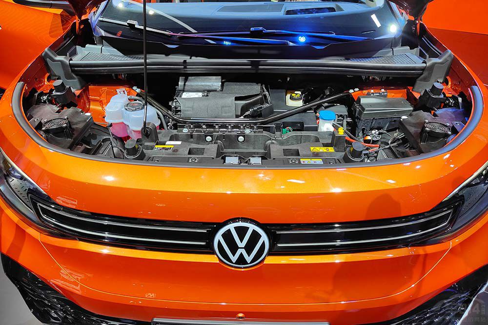 ID.6 CROZZModel Y e֪