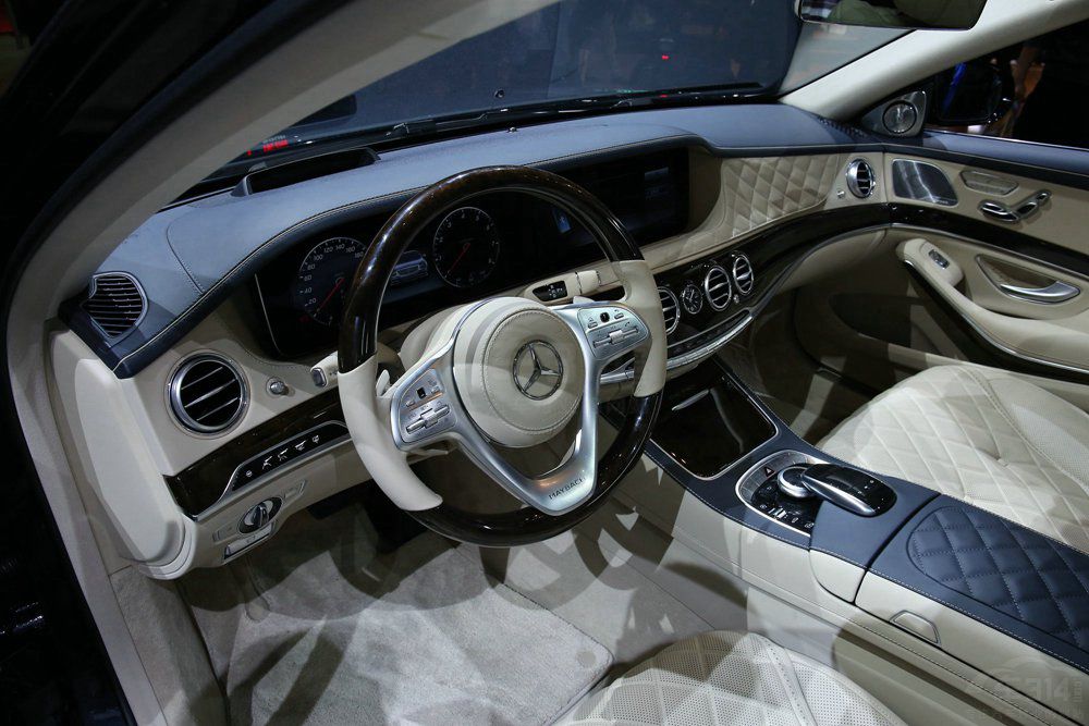 大排量行政車盤點(diǎn) 真正的西裝暴徒在這里 大排量行政車盤點(diǎn) 真正的西裝暴徒在這里