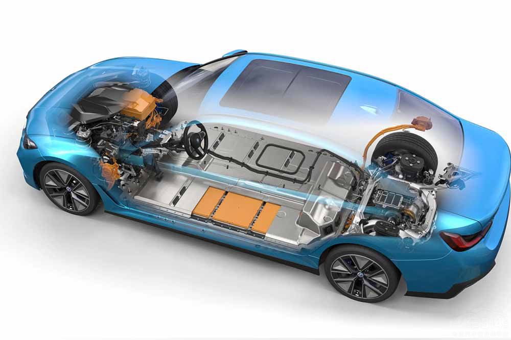 更大也更便宜 但華晨寶馬X5不能高枕無(wú)憂 更大也更便宜 但華晨寶馬X5不能高枕無(wú)憂