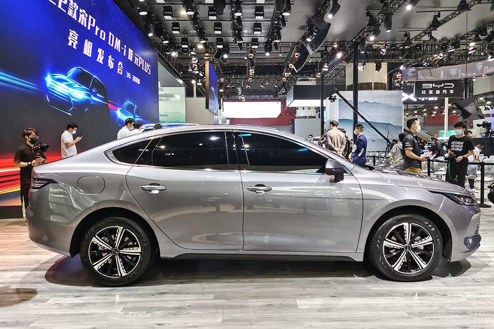 A(y)20f L(q)Ş05(yng)ԓôx