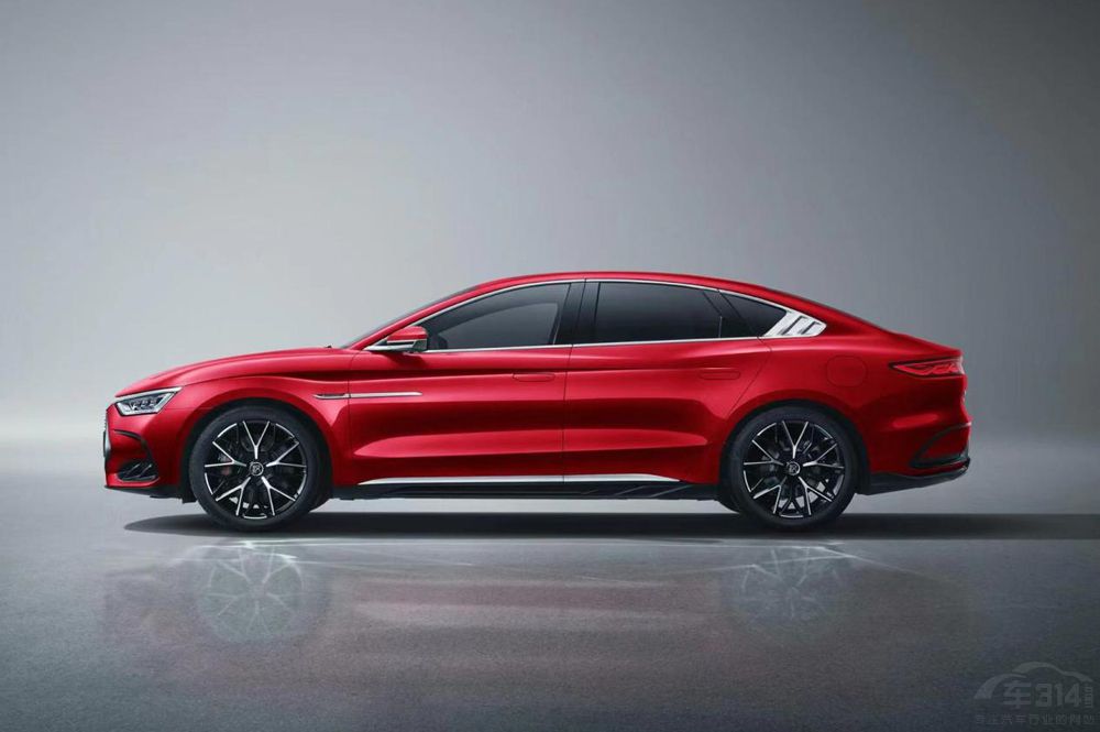 比亞迪漢DM-p駕到  Model 3P瞬間不香了 比亞迪漢DM-p駕到  Model 3P瞬間不香了