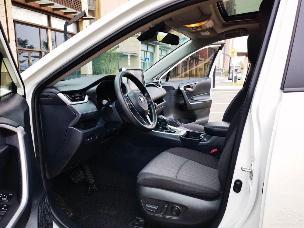 領(lǐng)睿和RAV4怎么選  沒有對比就沒有傷害 領(lǐng)睿和RAV4怎么選  沒有對比就沒有傷害