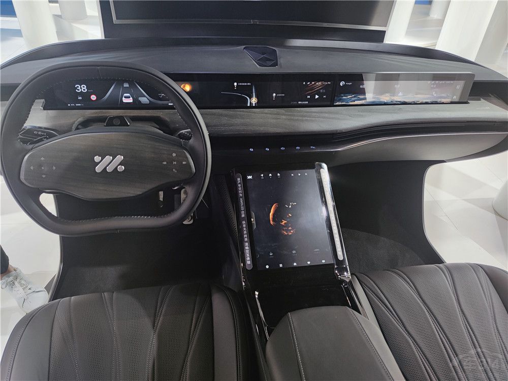 ǼL7ZEEKR 001 lһI