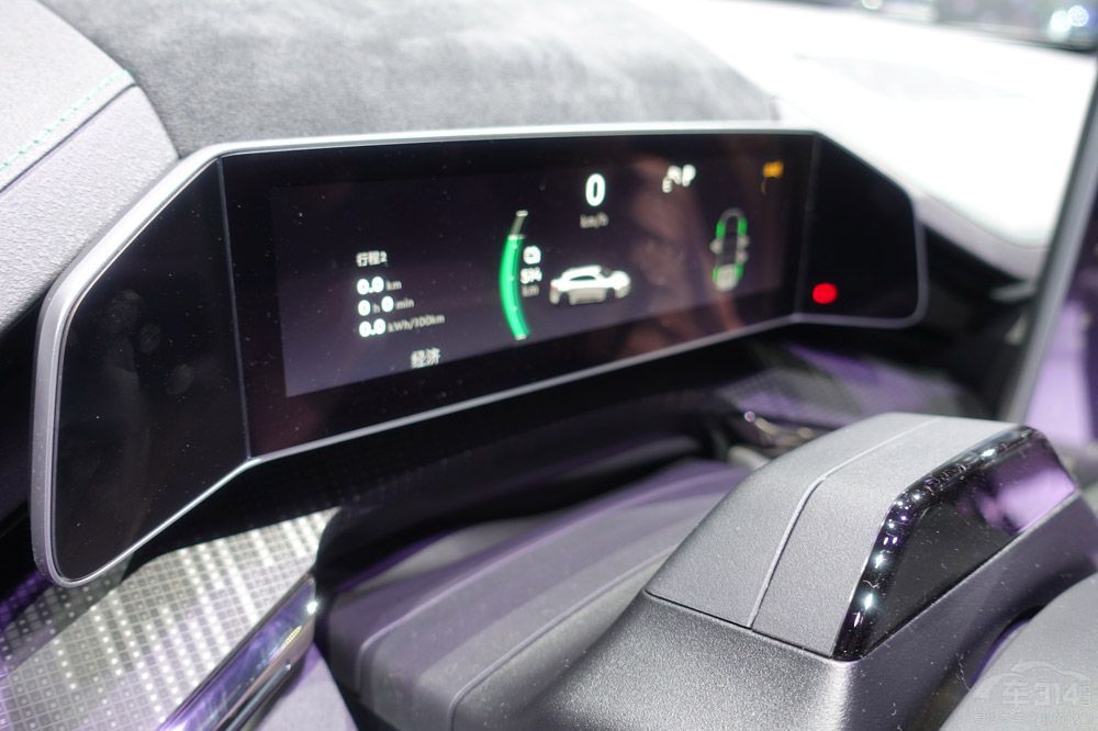 ǼL7ZEEKR 001 lһI