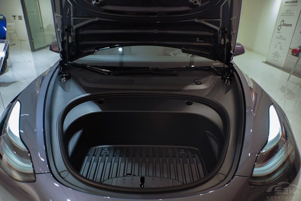 갢S HI߀x˹Model3